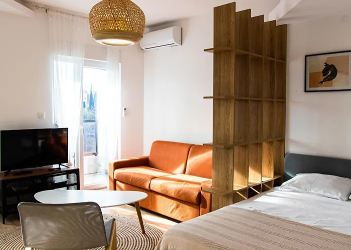 The Riverscape * פודגוריצה