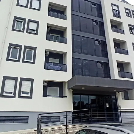 The Riverscape Appartement *