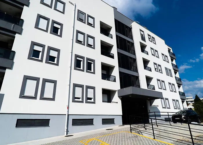 The Riverscape Daire *